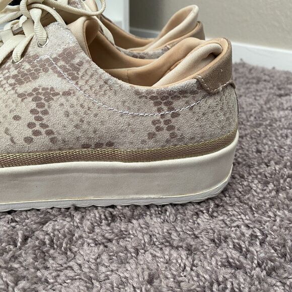 DR. SCHOLL'S Tan Snake Leather Upper Print Sneaker Size 11 - Picture 10 of 13